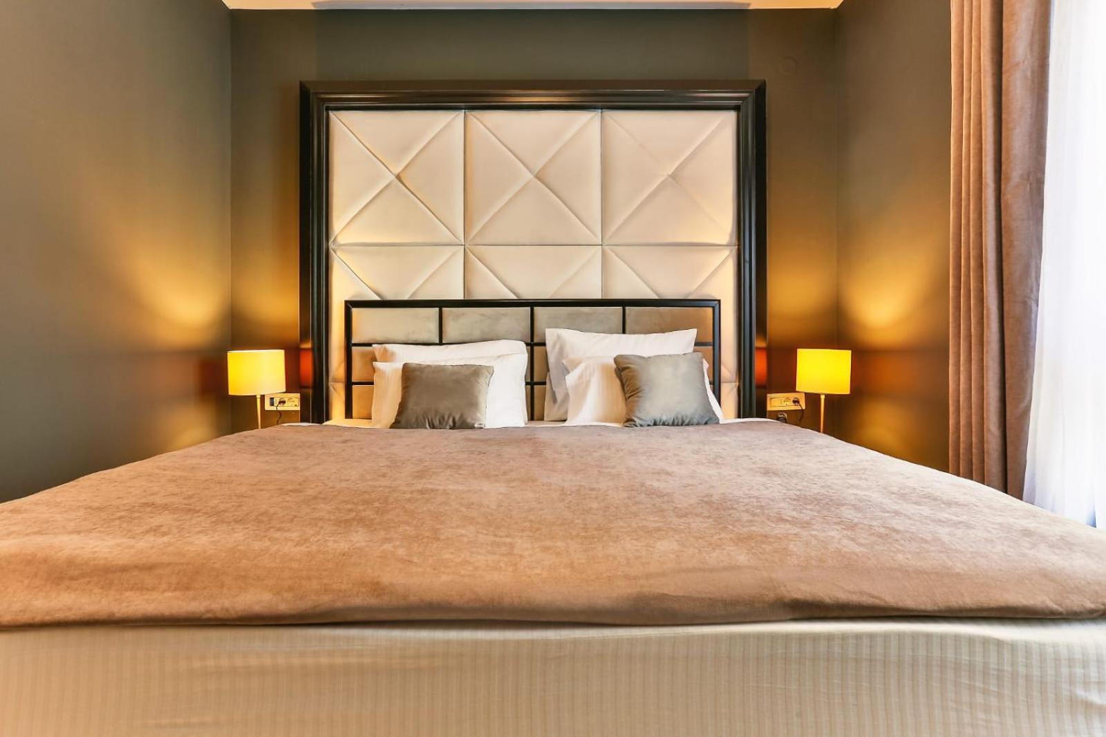 Maresia Boutique Suites บุดวา ภายนอก รูปภาพ